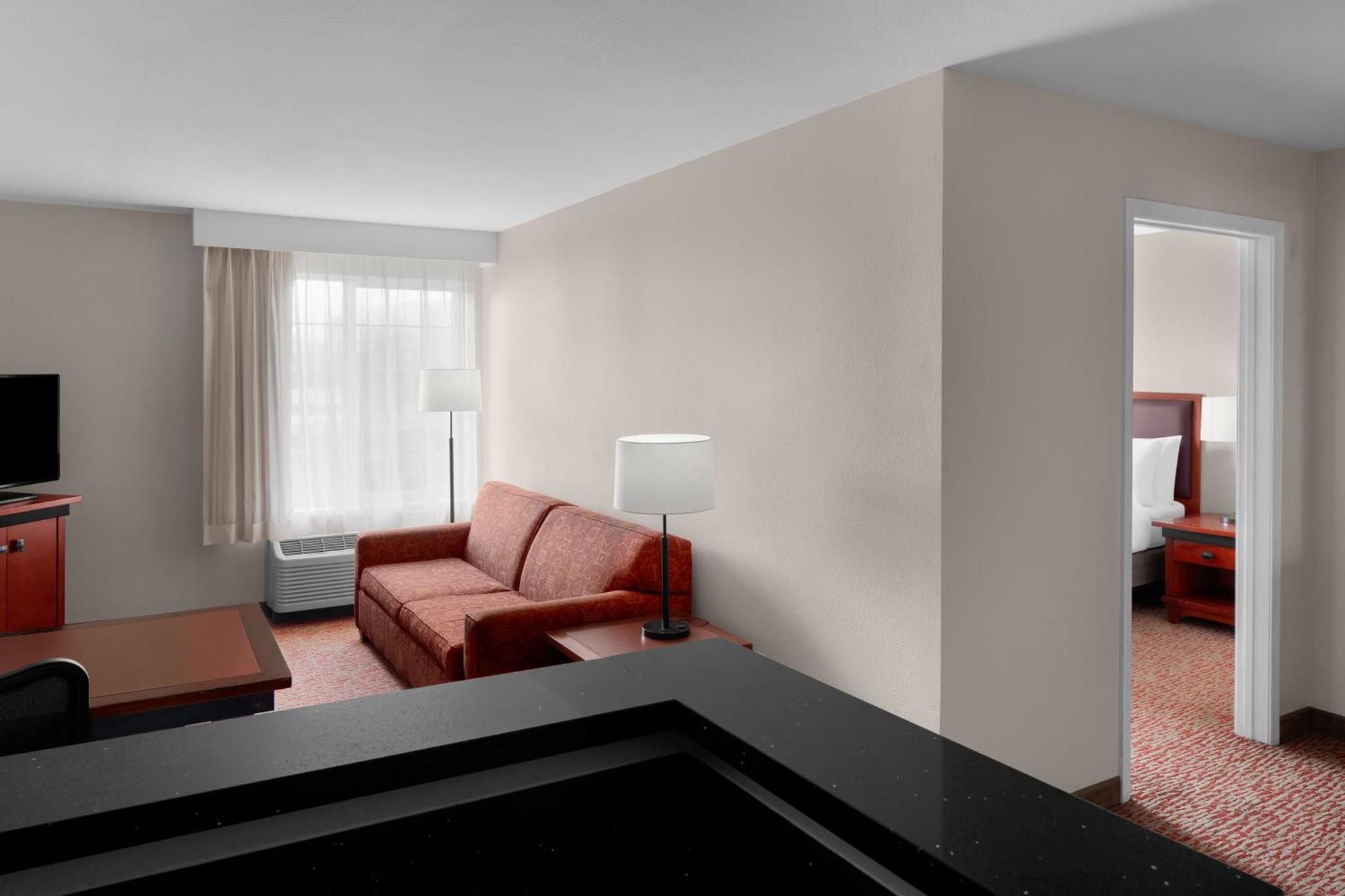 Hotel Larkspur Landing Extended 3*