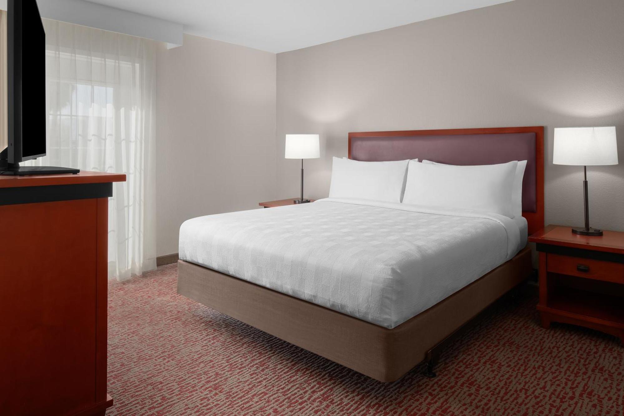 Larkspur Landing Extended Roseville